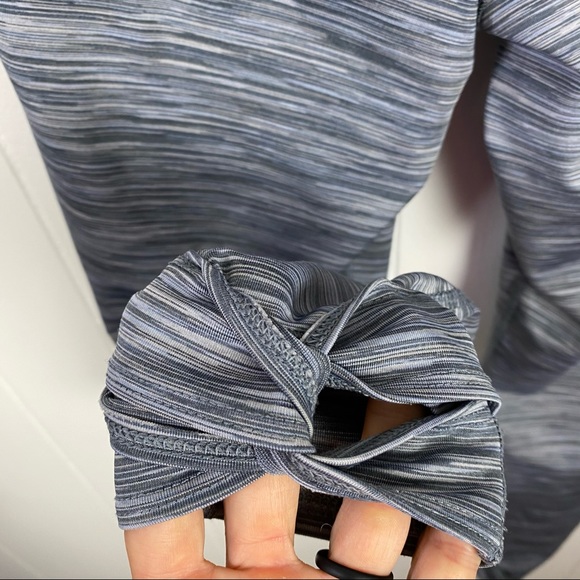 Old Navy Active Blue Spacedye 7/8 Length Legging S Tall - Picture 6 of 6